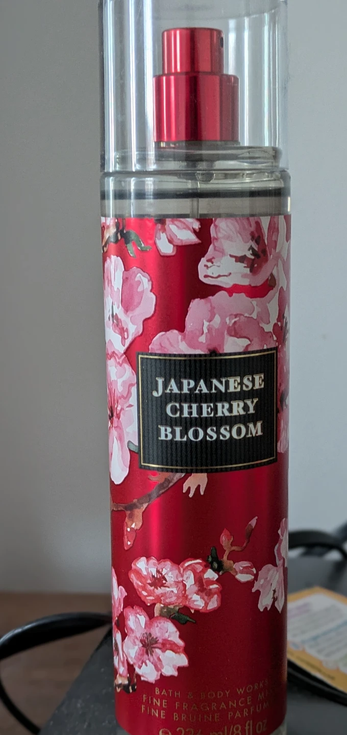 Bath & Body Works Japanese Cherry Blossom Fragrance Mist - photo 2