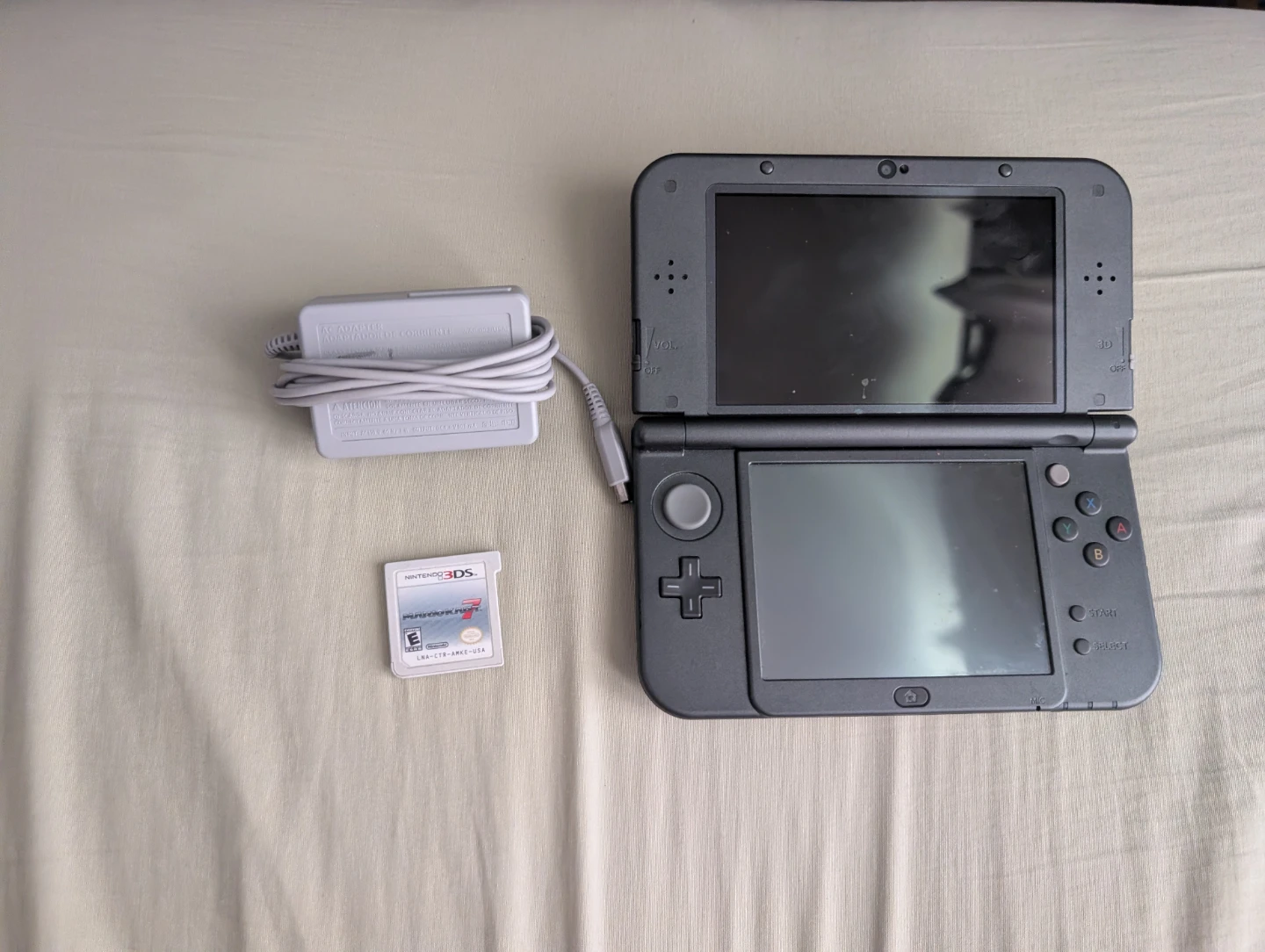New Nintendo 3DS XL with Mario Kart 7