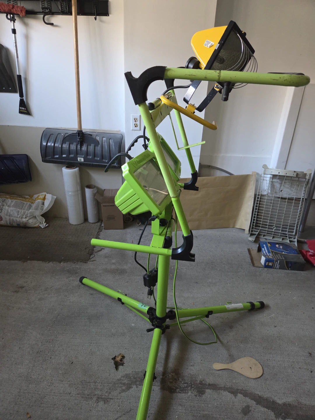Commercial Electric Portable LED Work Light