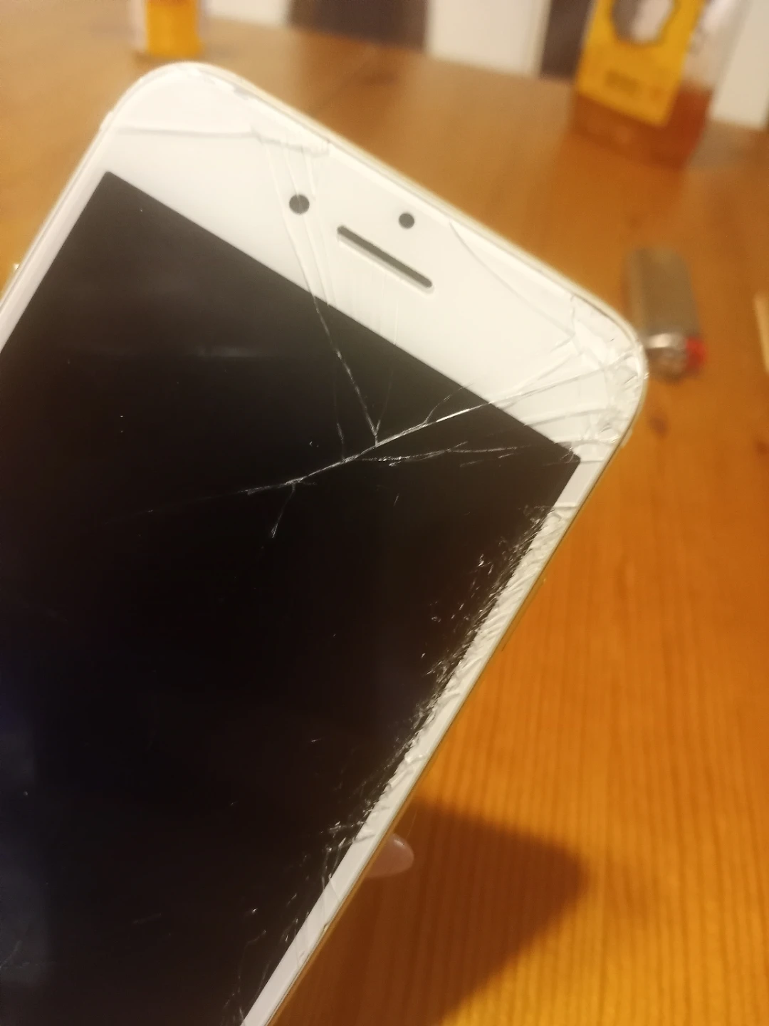 Apple iPhone 7 - photo 3