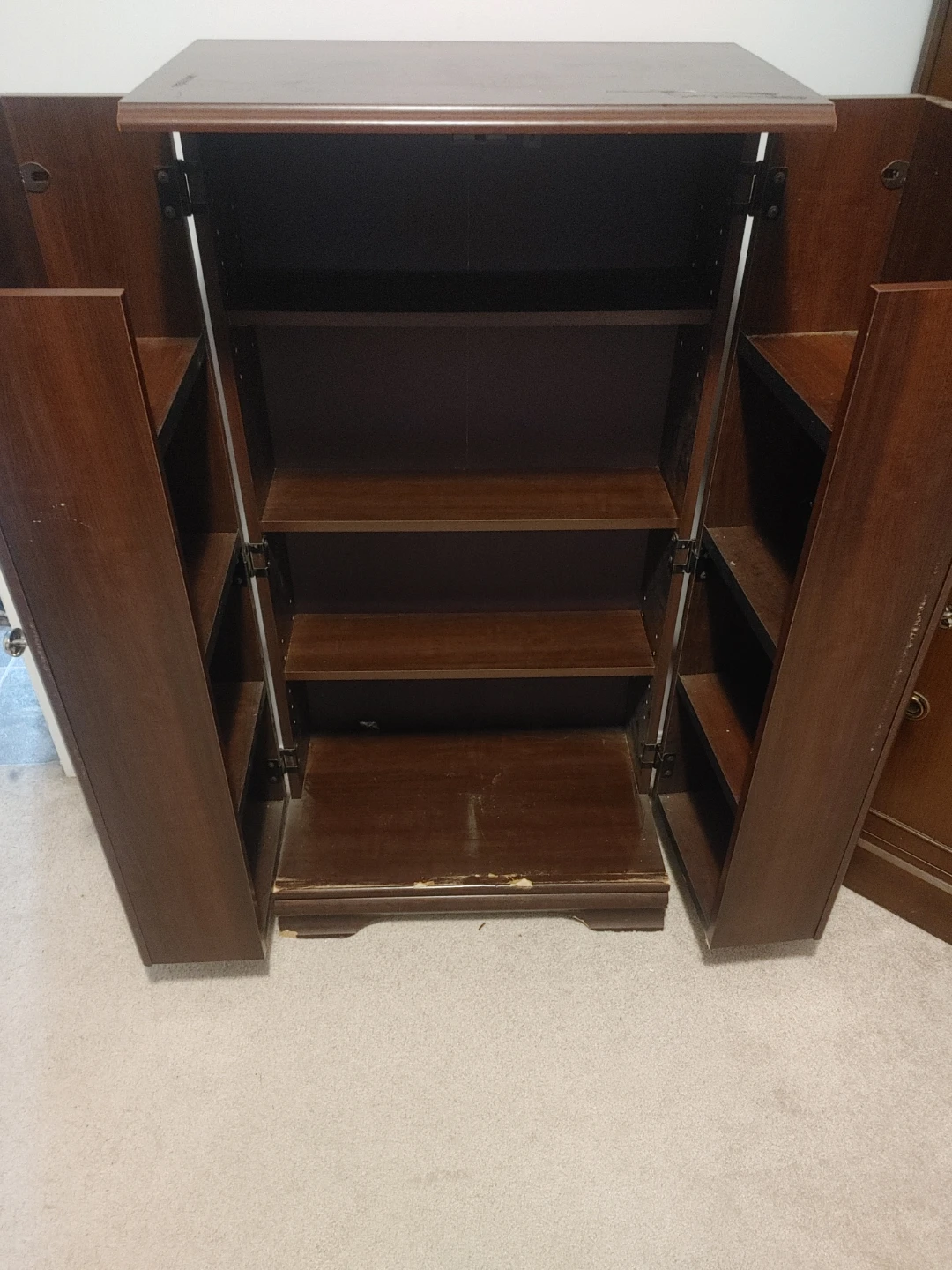 cabinet - photo 2
