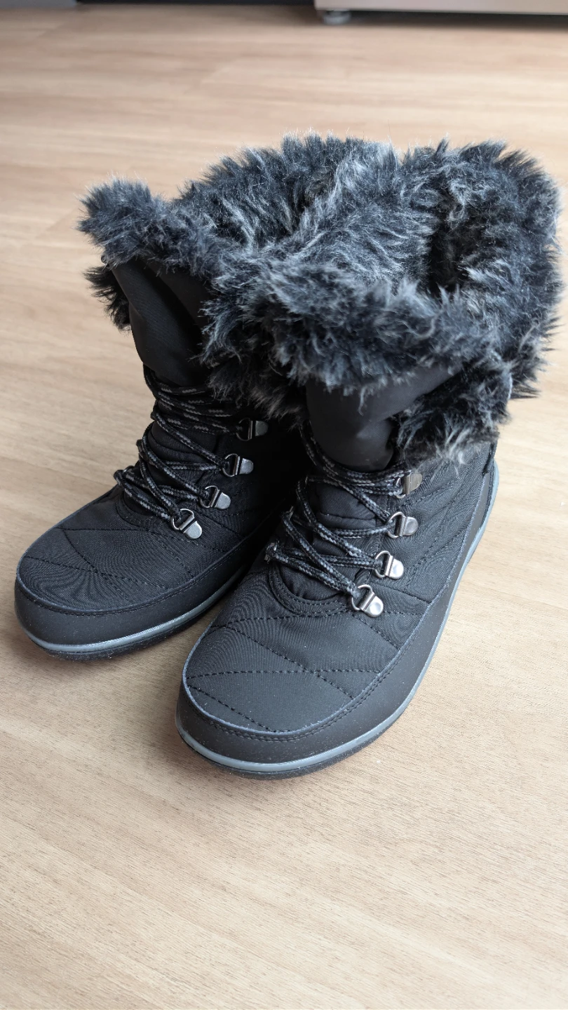 Women's Quilted Winter Snow Boots (Size 38 / US 7–7.5)