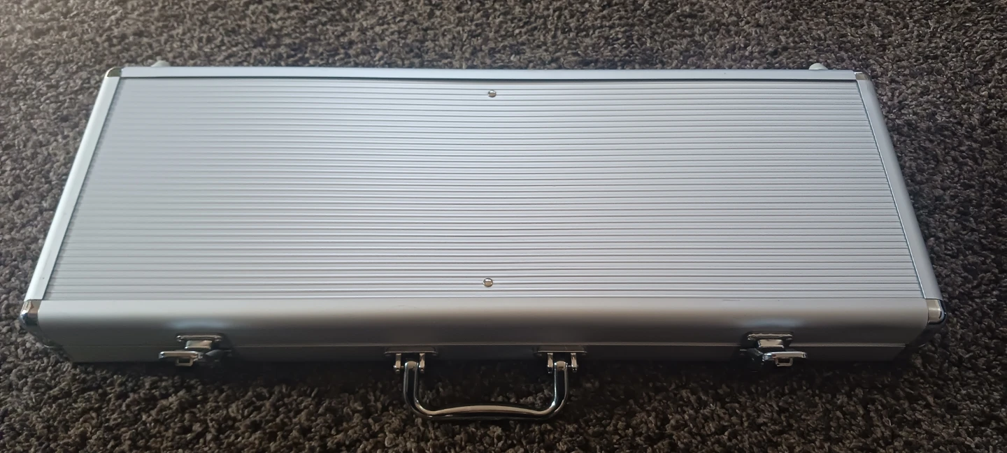 Poker Chip Set in Aluminum Case
