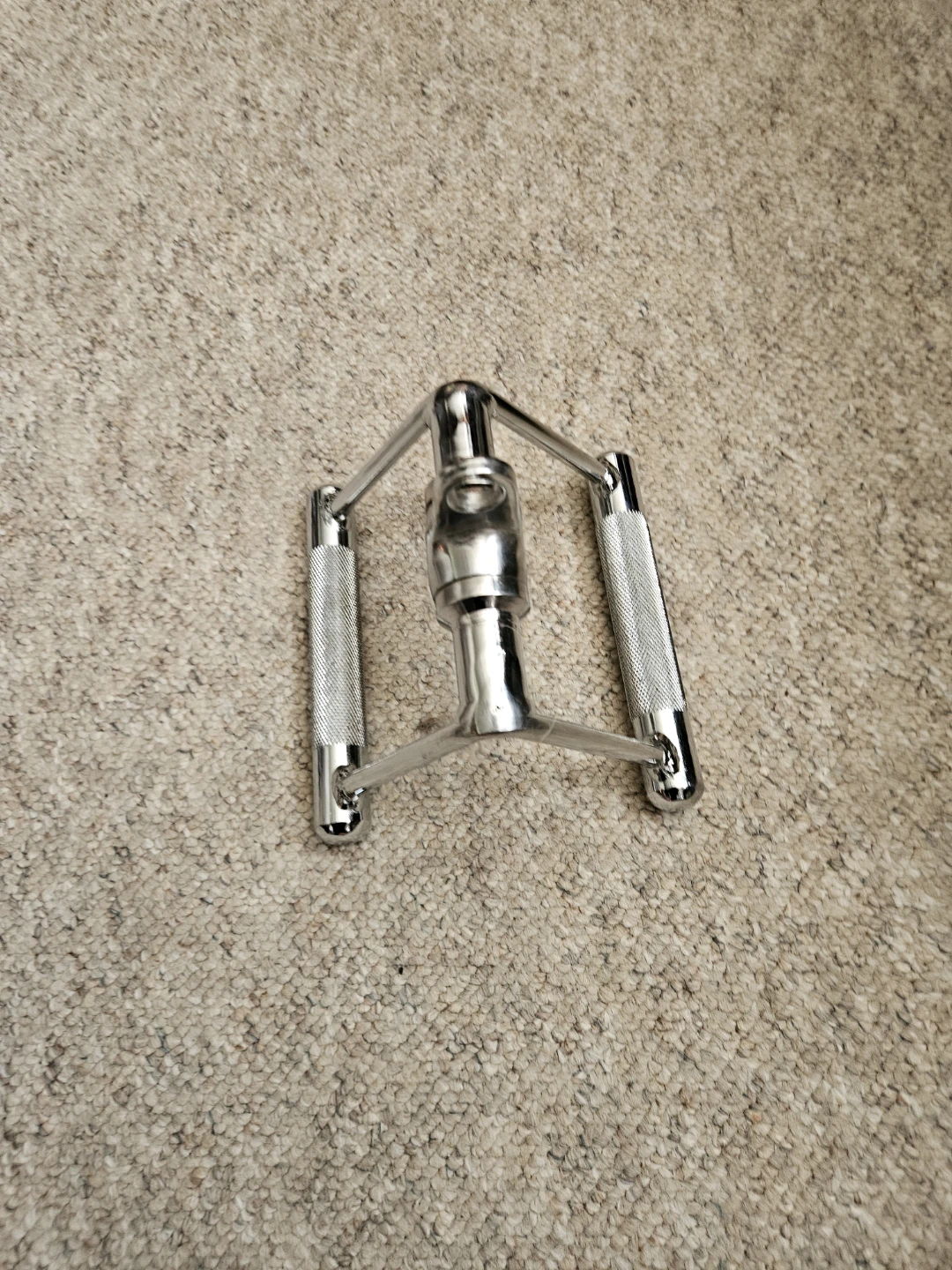 Gym equipment cable attachments - photo 2