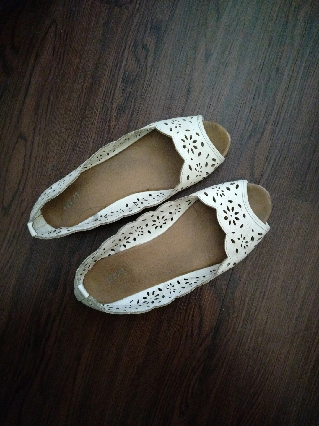 White open toed Flats