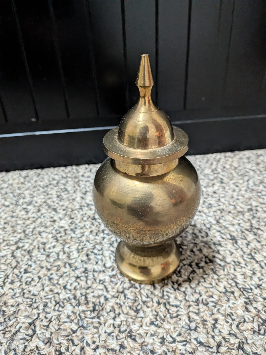 Vintage solid brass lidded urn, ginger jar - photo 2