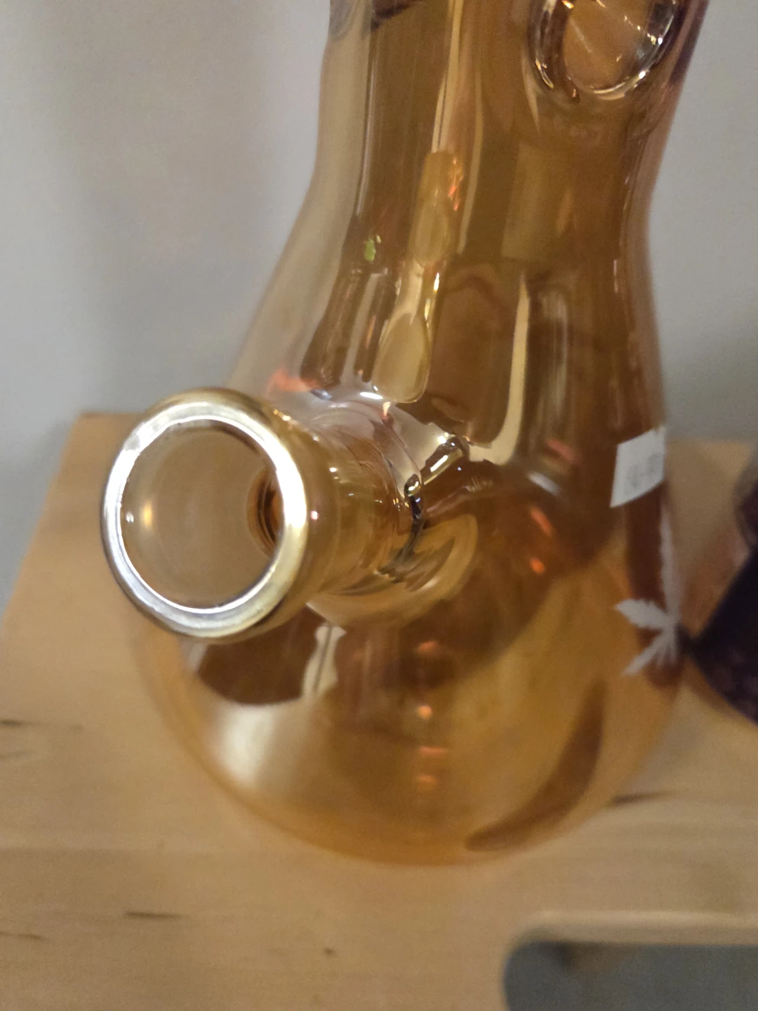 New Amber Glass Water with Leaf Design - photo 3