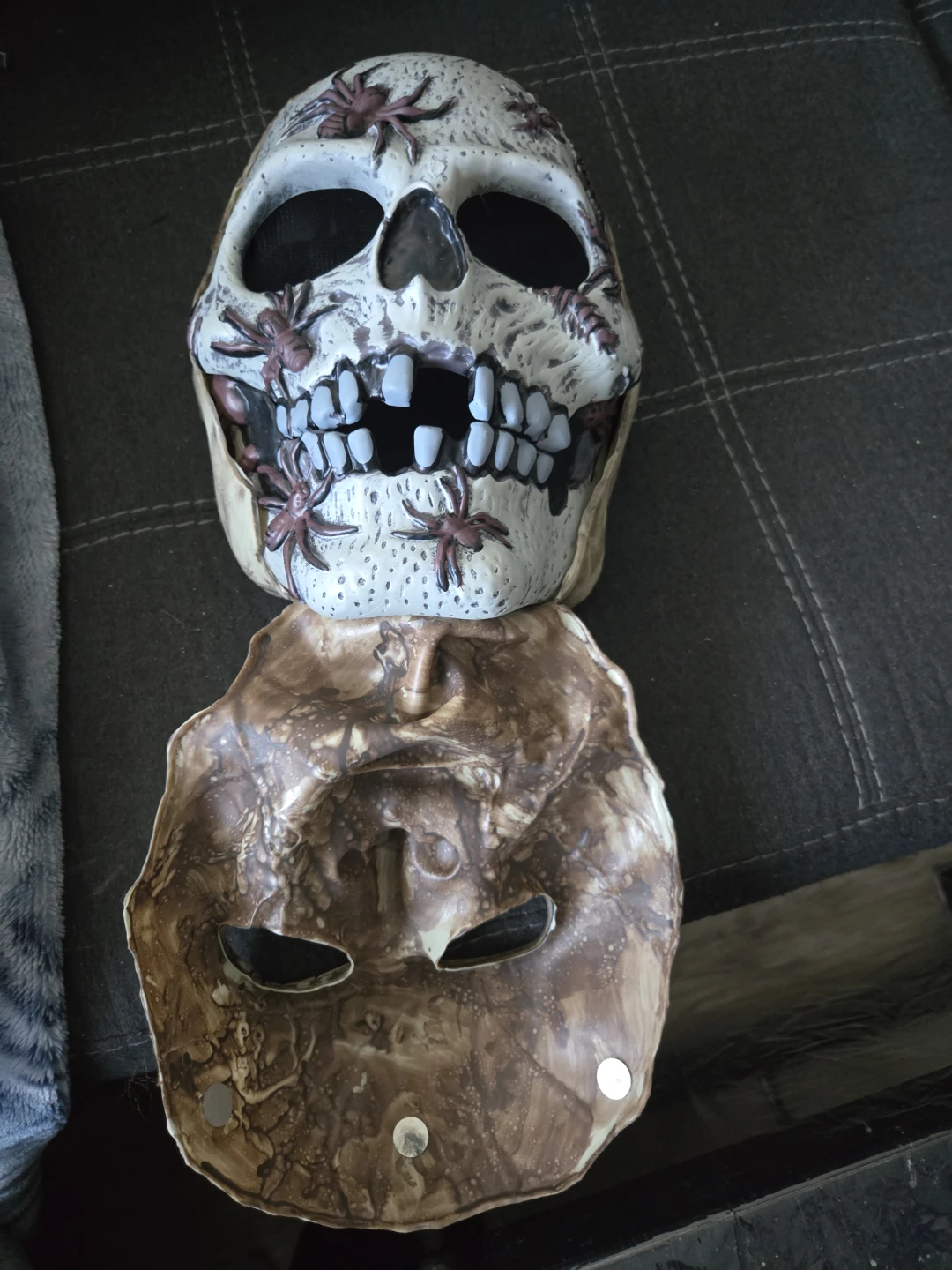 Halloween Mask- MOVABLE Mask exposes skull face underneath - photo 2