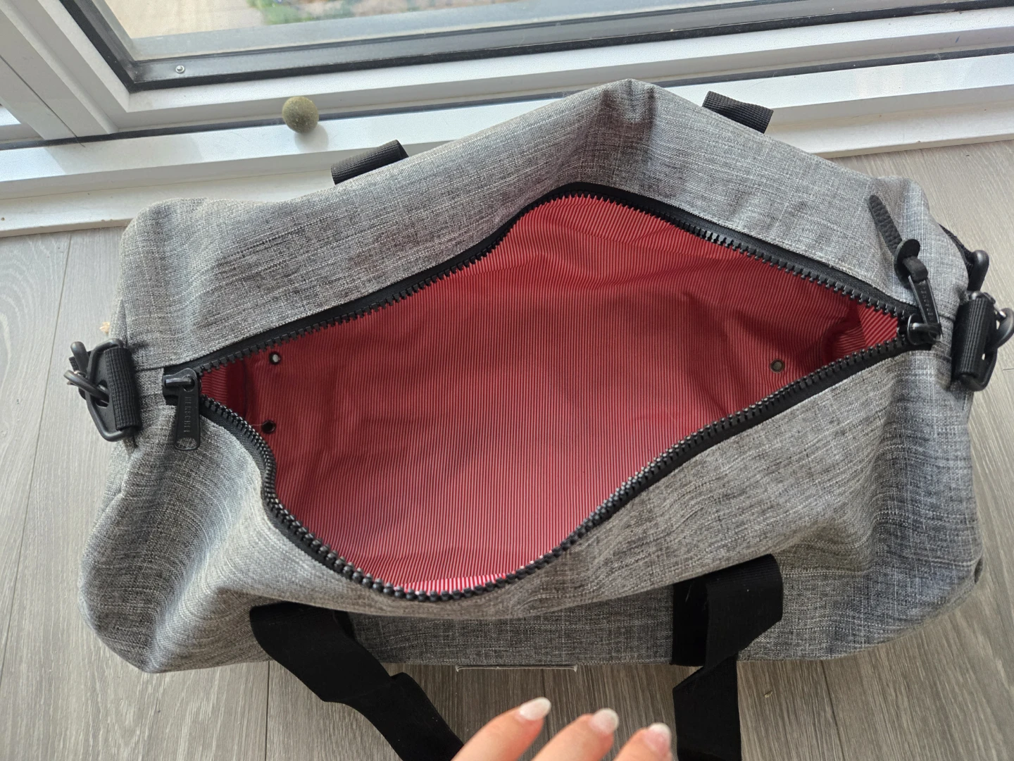 Herschel Supply Co. Grey Duffel Bag - photo 3