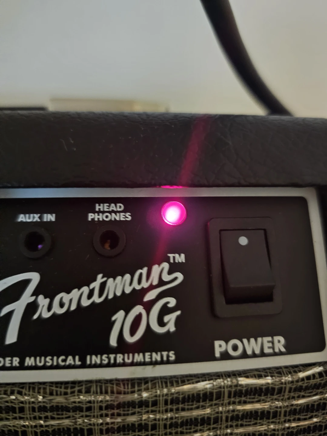 Fender Frontman 10G Guitar Amplifier - photo 4