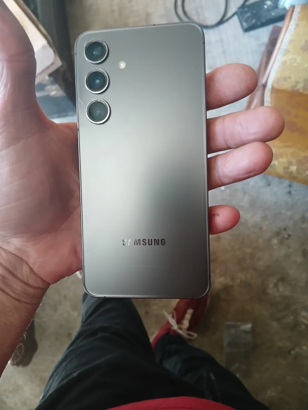 Samsung Galaxy S23 Smartphone priced to sell today!! - photo 2