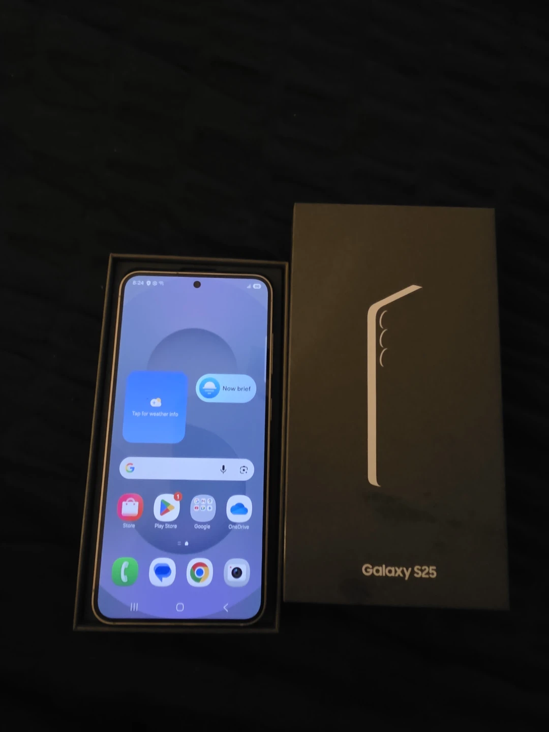 Samsung Galaxy S25 Smartphone - photo 2