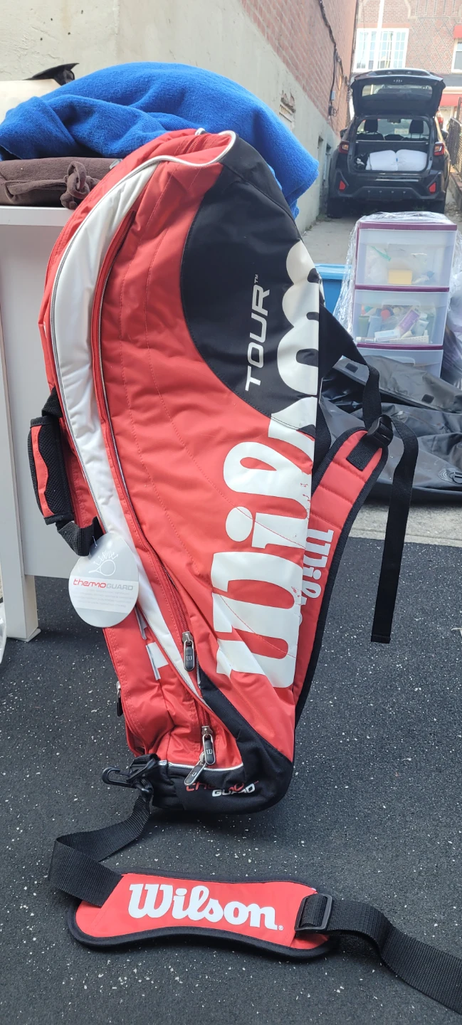 Wilson Tour ThermoGuard Tennis Bag