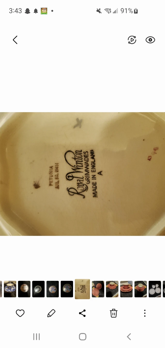 Royal Winton Petunia Teacup and Saucer Set - photo 4