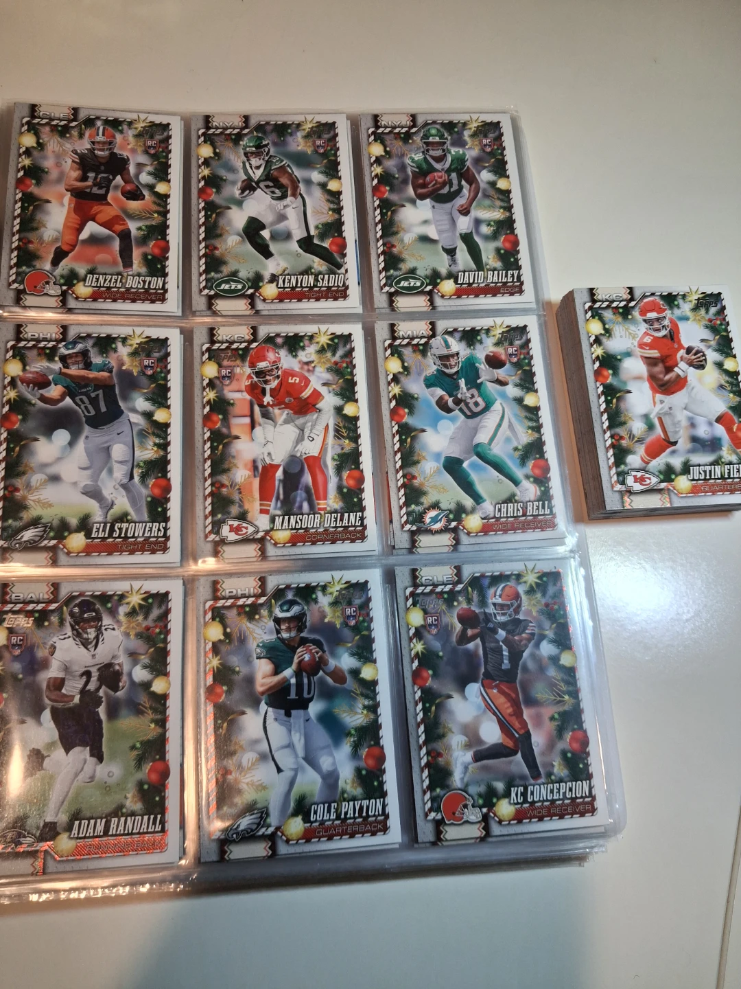 2026 Topps NFL Holiday Collection