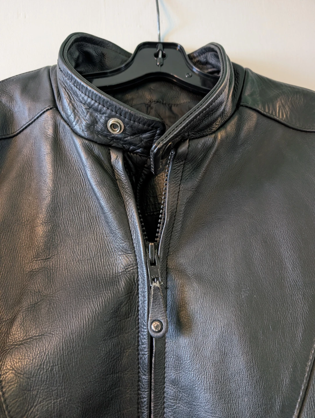 Motorcycle Leather Jacket - photo 2