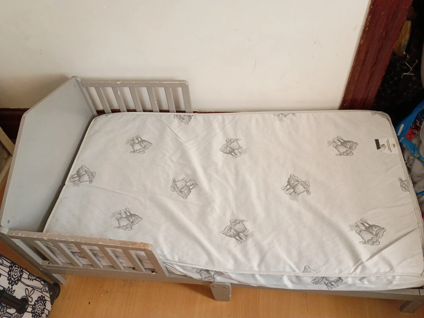 Grey Toddler Bed - photo 2