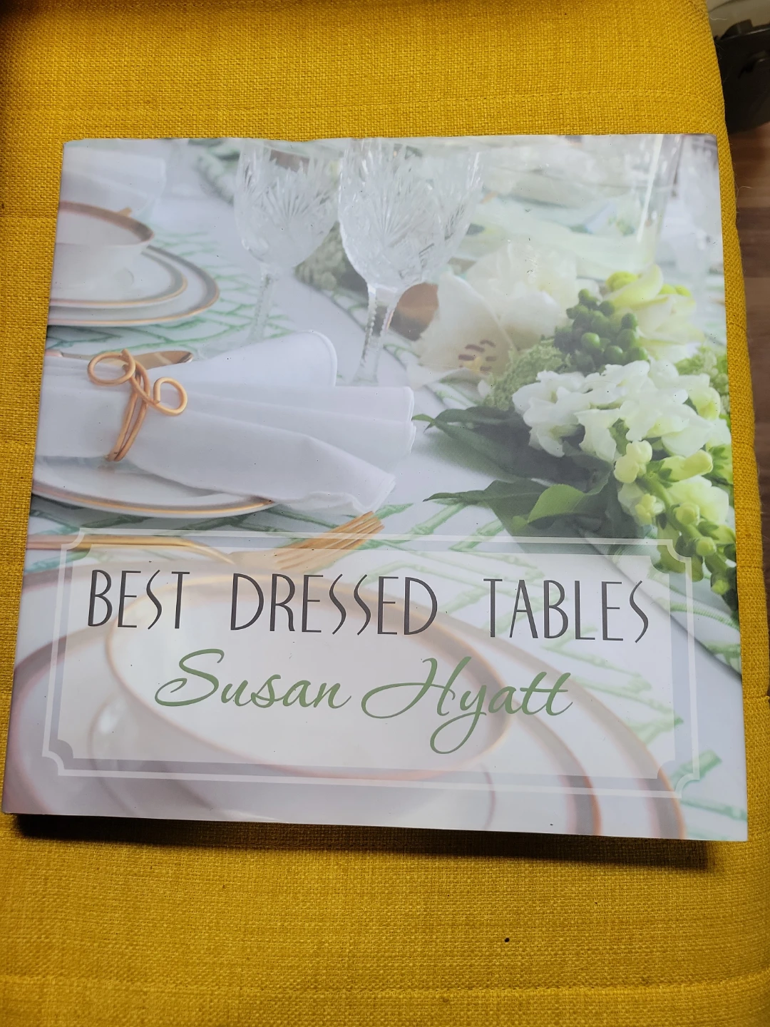 Best dressed tables book