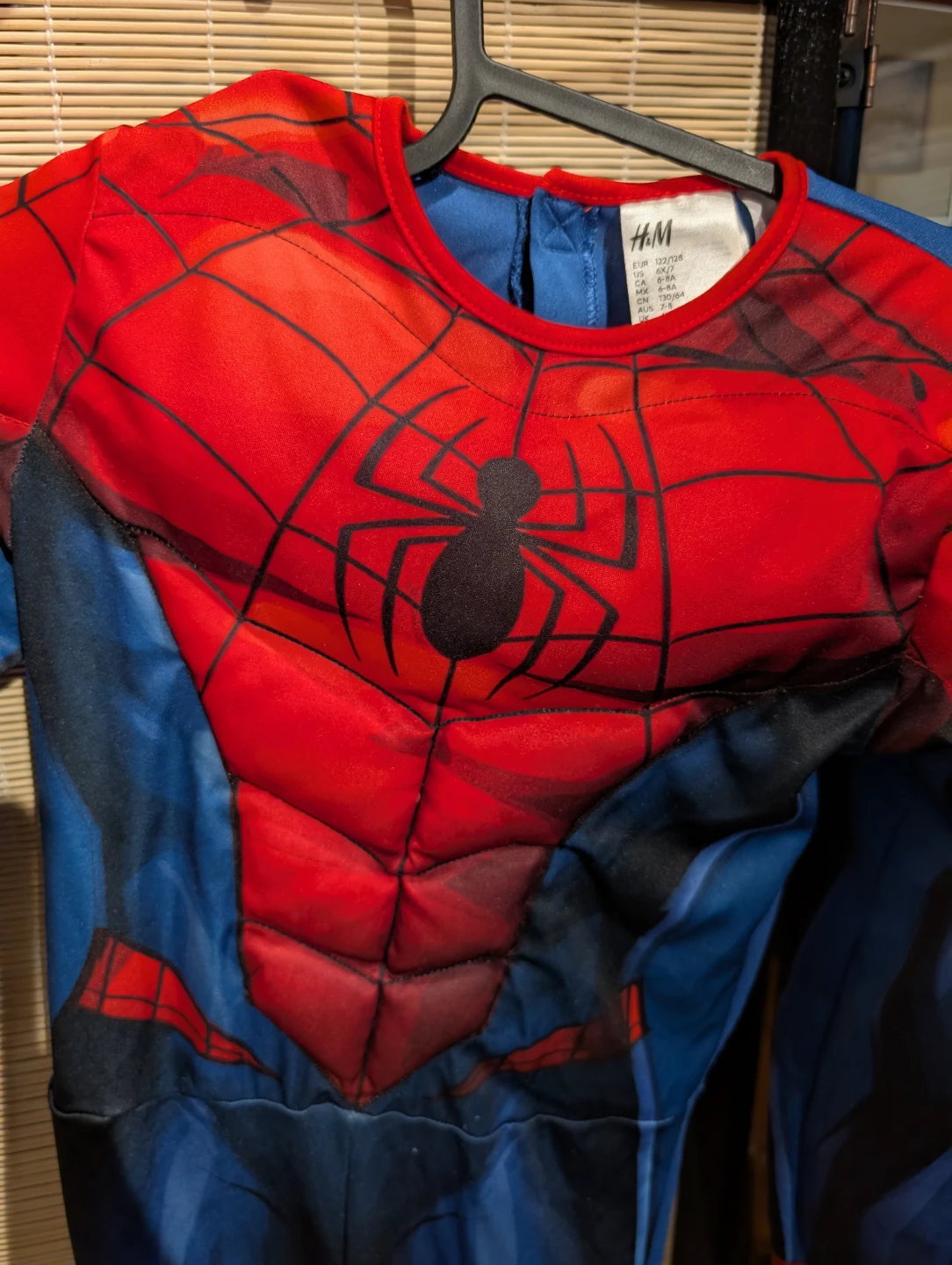 H&M Spider-Man Costume, Size 6-7 - photo 2