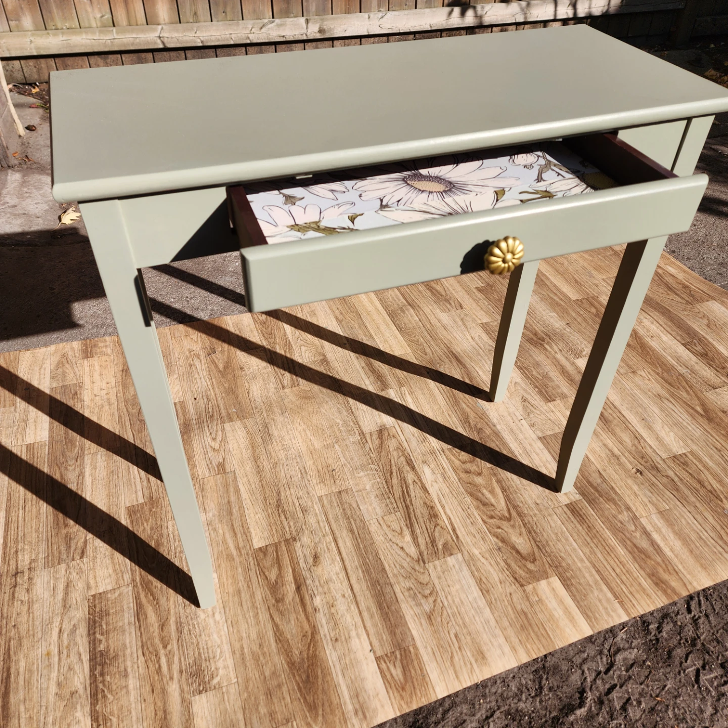 Beautiful Sage Green Console Table - photo 2