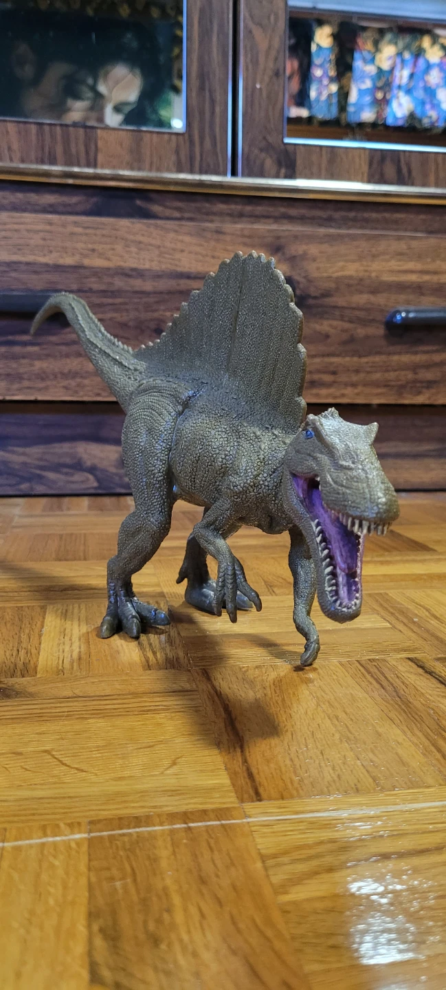 Plastic Dino's - photo 2
