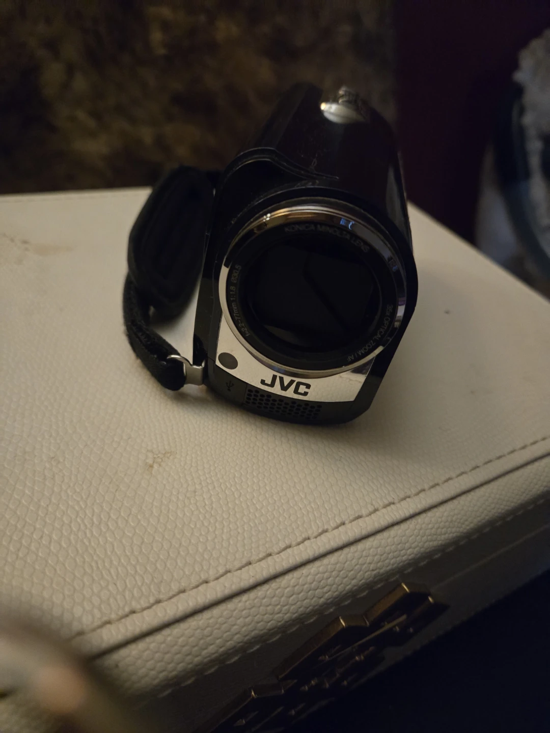 JVC Everio Hybrid Hard Disk Camcorder - photo 2
