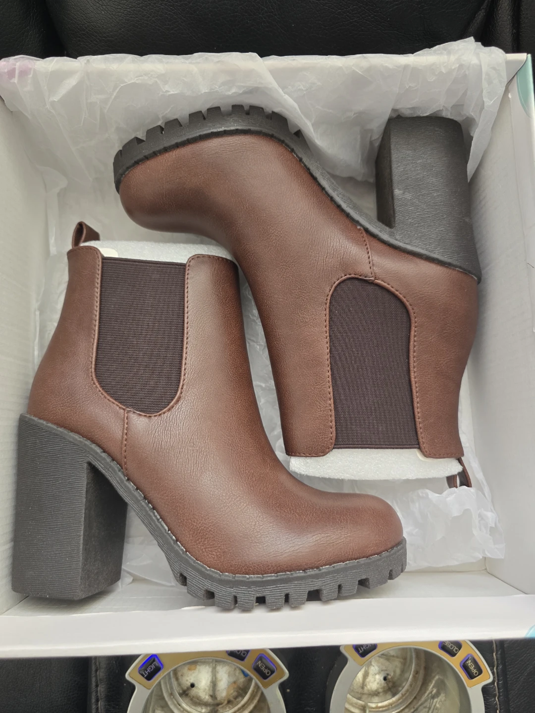Brand new Leather Boots in box only $45 - photo 3