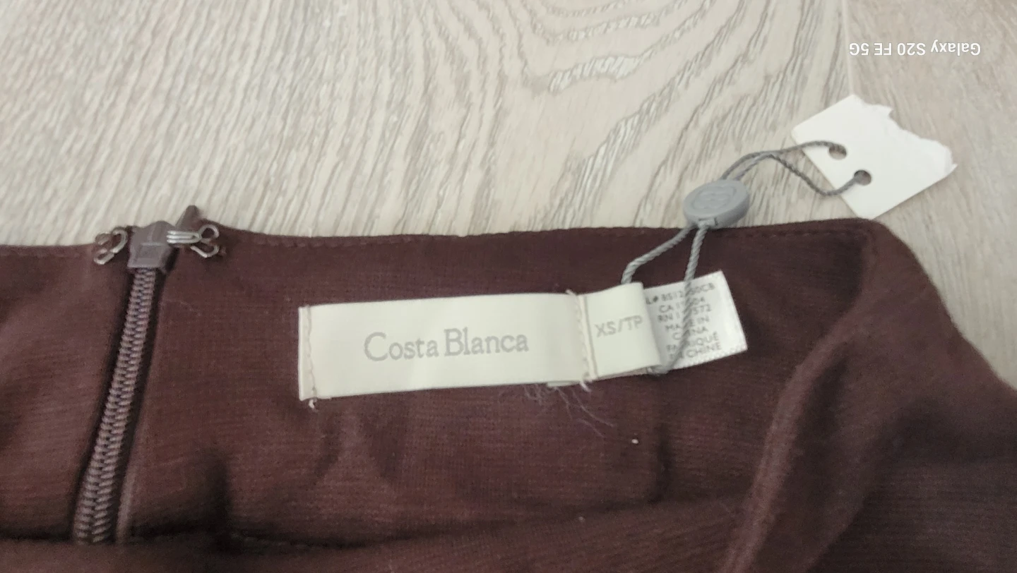 Costa Blanca burgundy skirt - photo 2