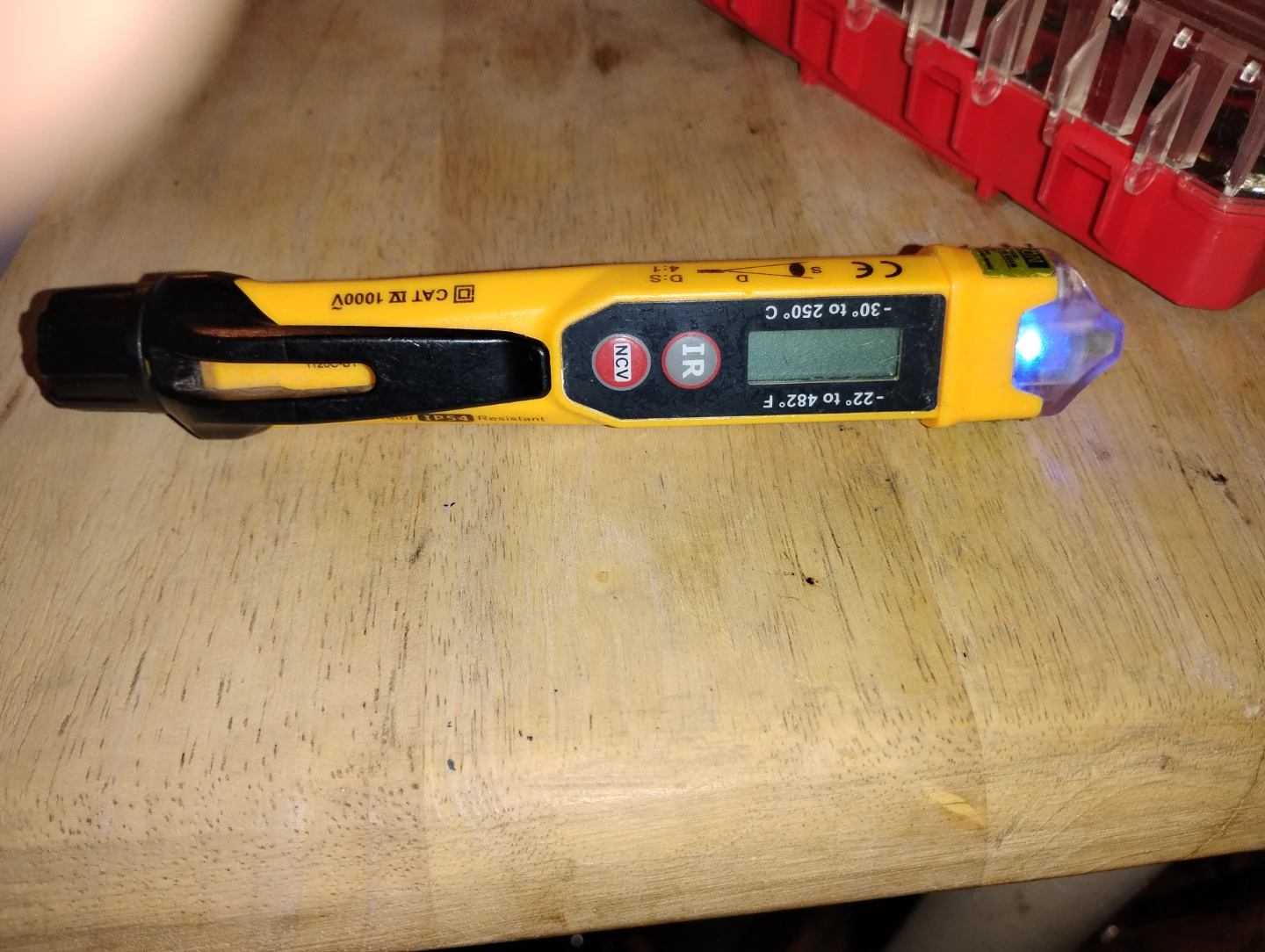 IR Infrared Thermometer and NCV Voltage Tester - photo 4