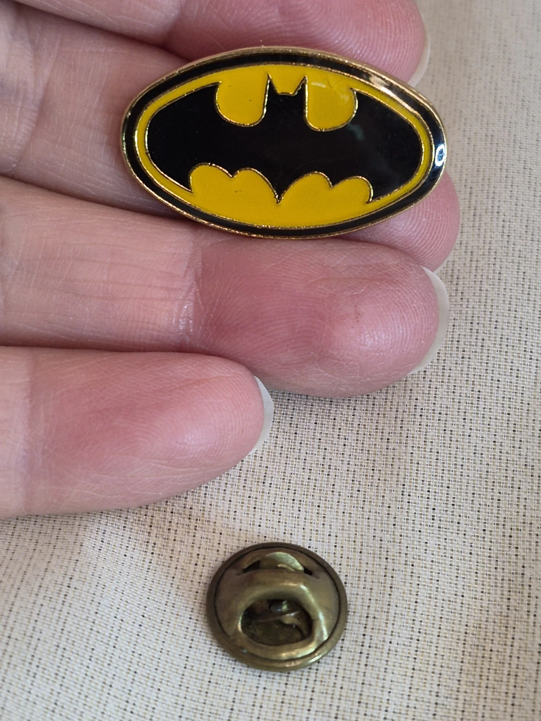 Vintage 1964 Batman Pin - Tiawan - photo 4