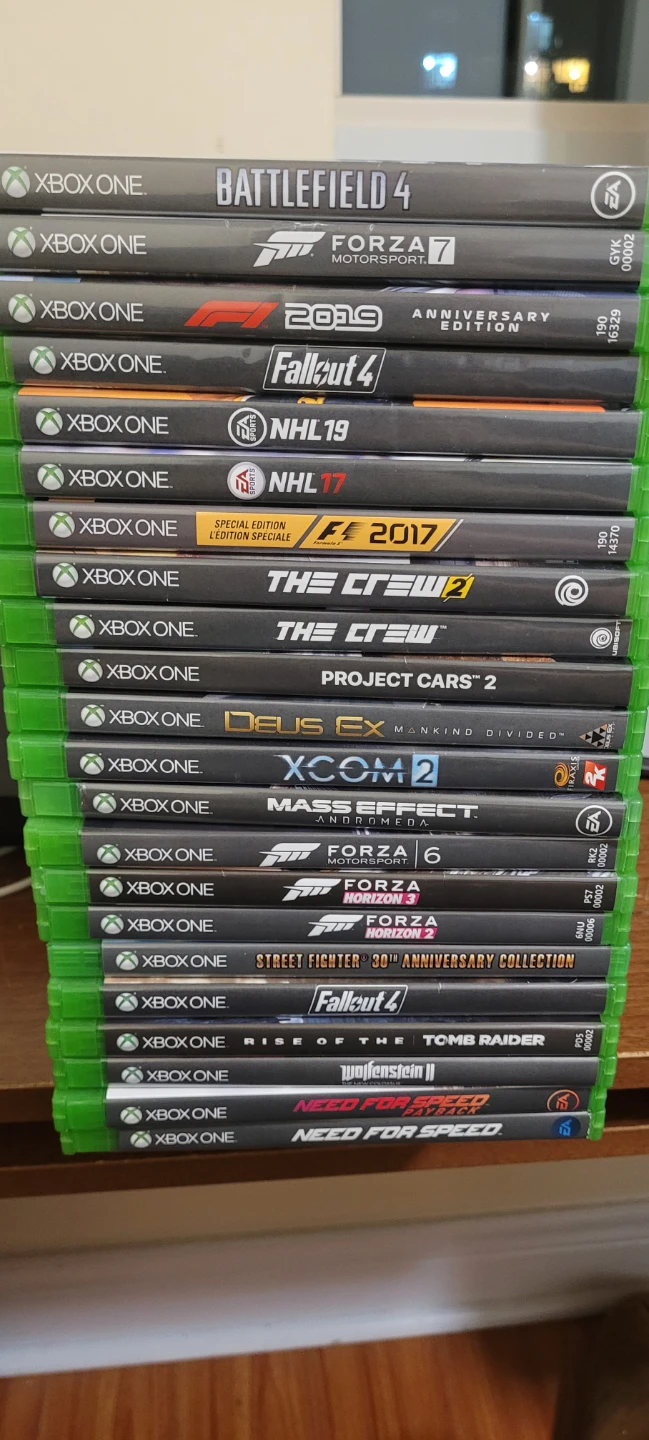 20 Xbox One Video Games Bundle (15$ each)