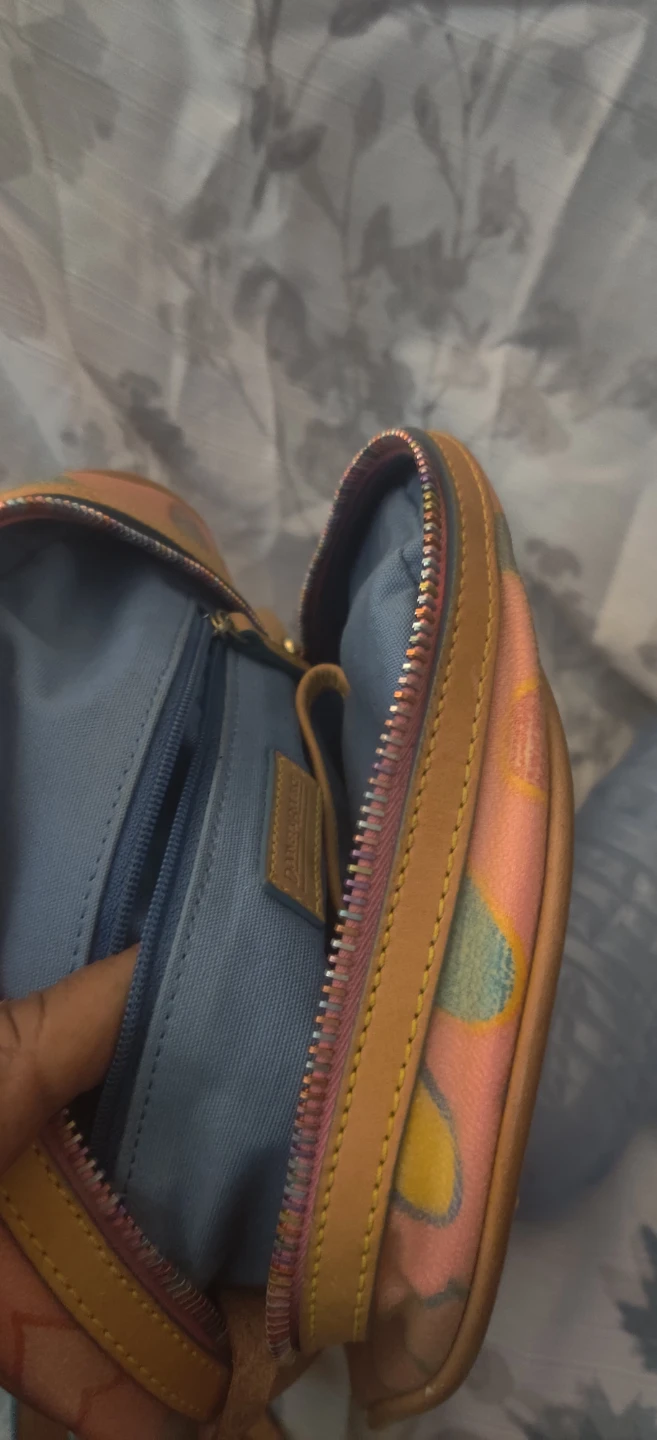 Dooney & Bourke heart print mini backpack - photo 5