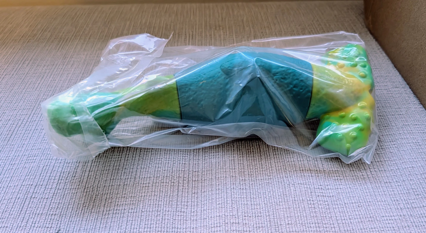 Brand New in Box BIKIISEN Dog Chew Toy - Green Fish - photo 3