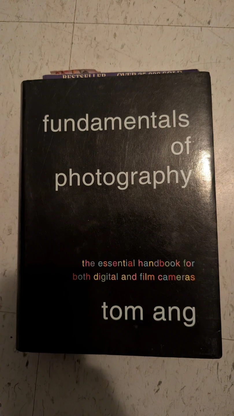 Fundamentals of Photography by Tom Ang