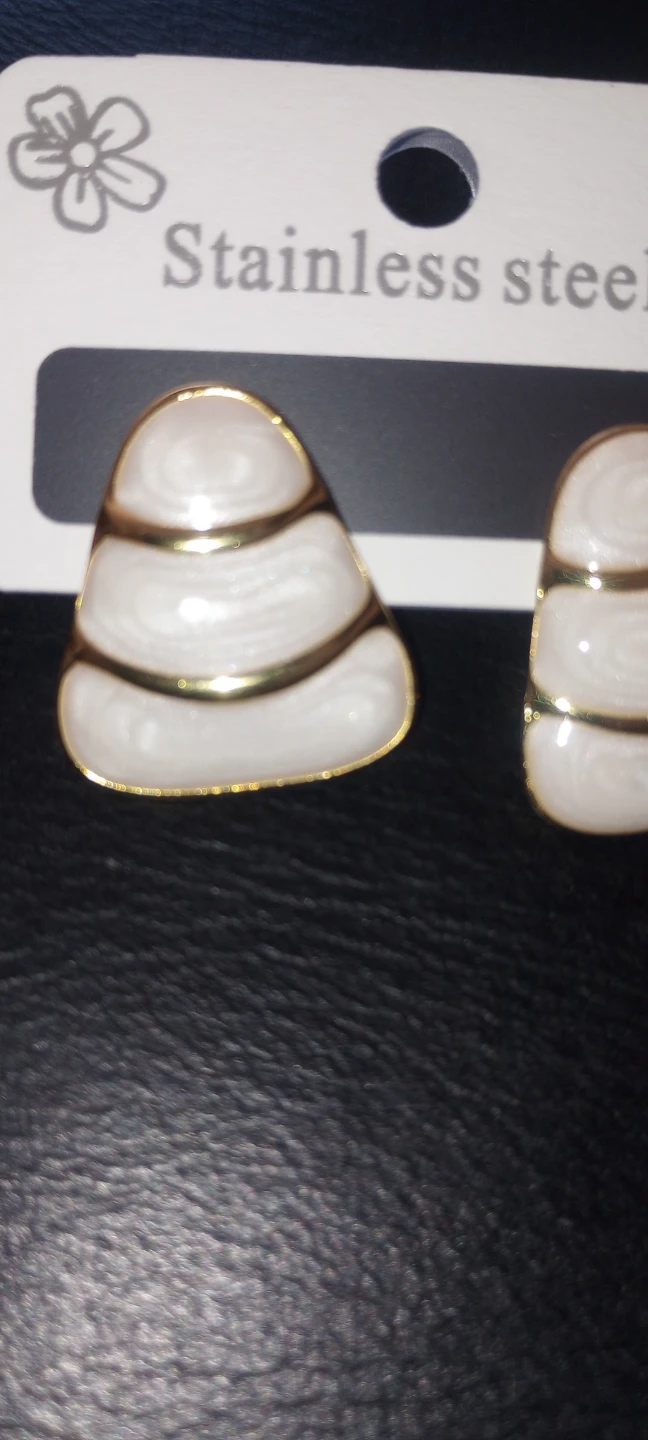 White and Gold Stainless Steel Stud Earrings - photo 3