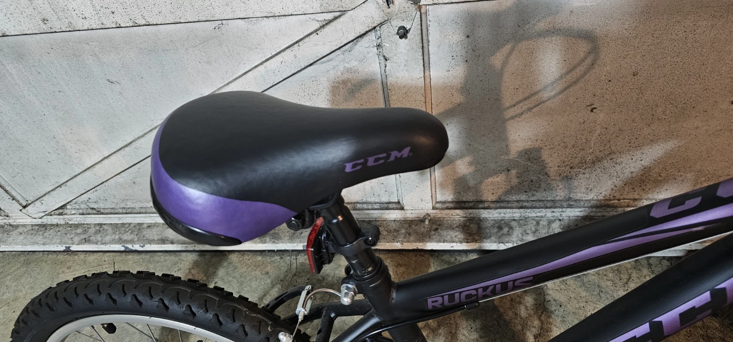 CCM Ruckus 18 inch Mountain Bike - photo 4
