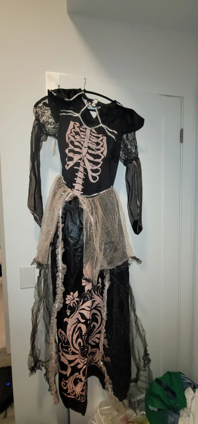Selection of  Halloween Costumes - photo 5