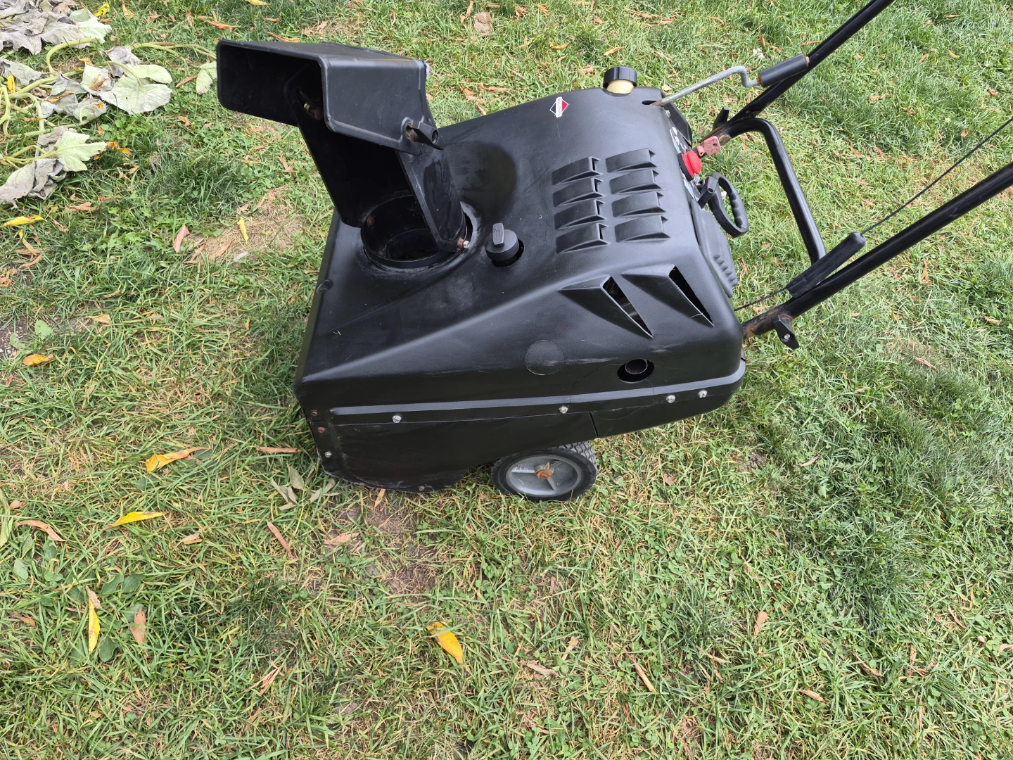Brute snowblower with electric start 4 cycle