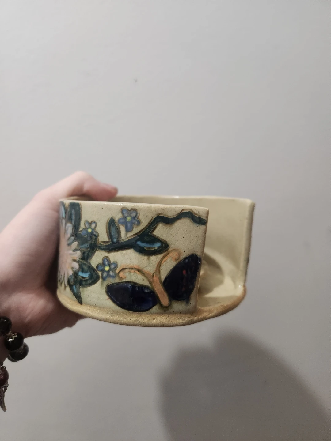 Handcrafted Ceramic Coaster Holder with Floral Design - photo 5
