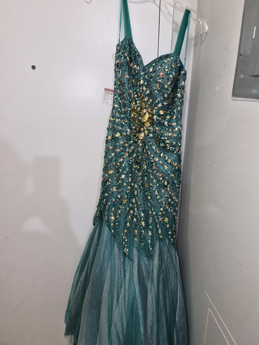 Emerald Green Beaded Evening Gown - photo 2
