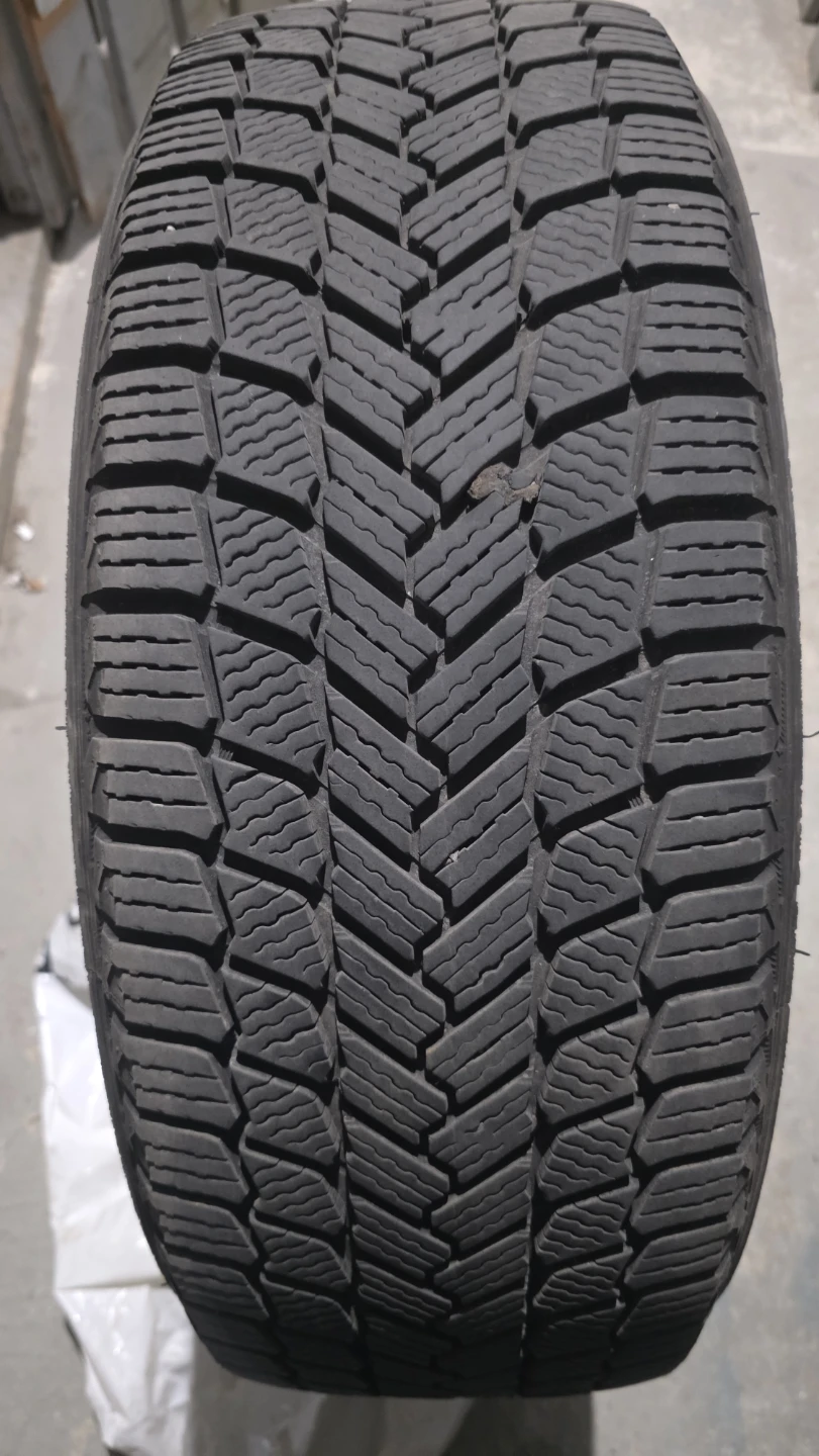 Winter tire
