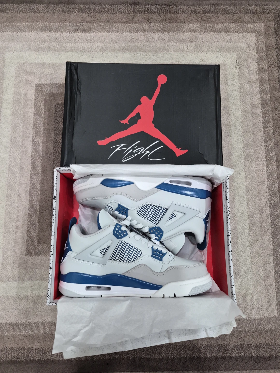 Jordan 4, 2024 Military Blues - Size 9 Mens