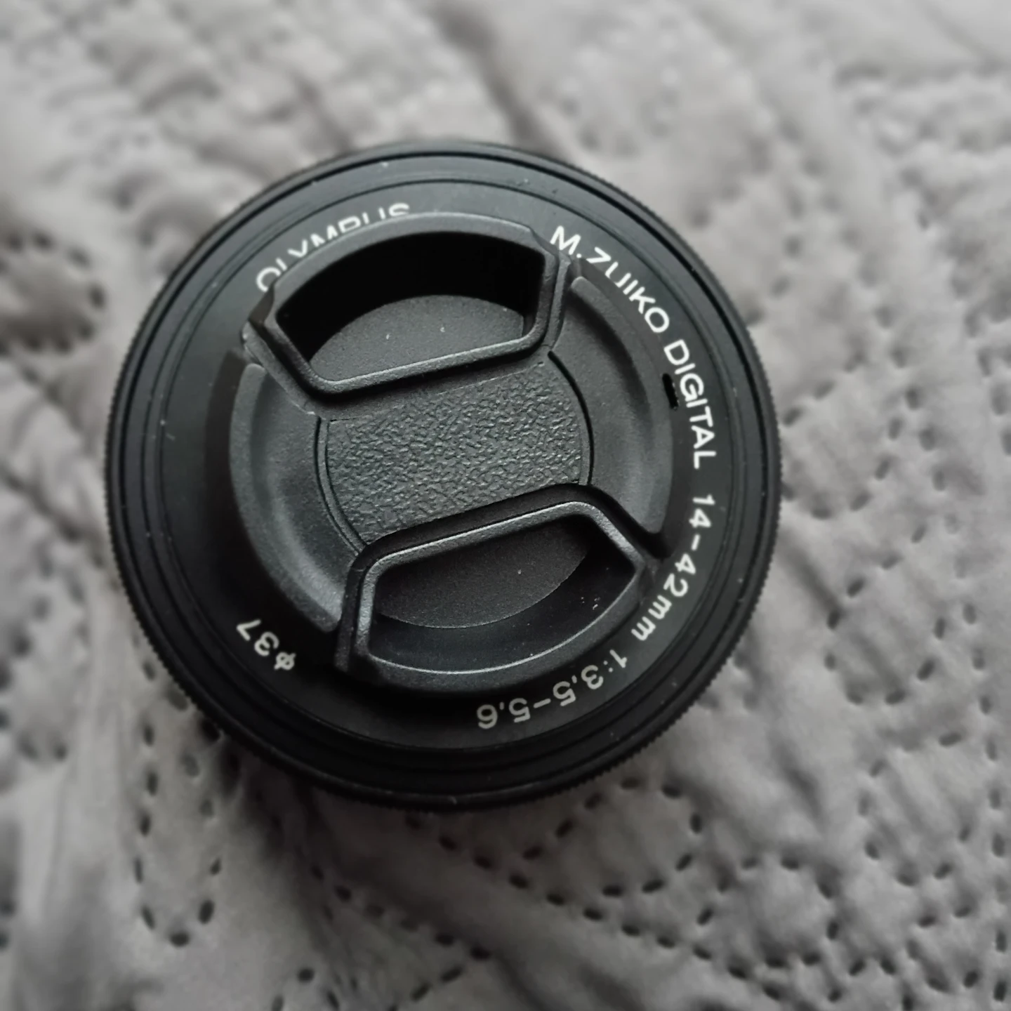 Olympus Pancake Zoom Lens for Micro Four Thirds - photo 3