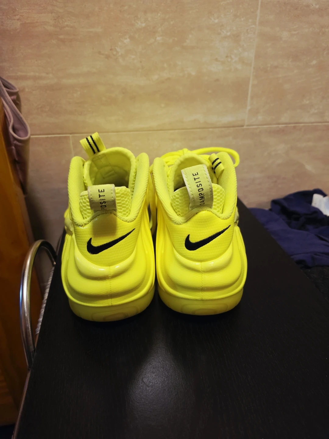 Nike Air Foamposite One Volt Yellow Sneakers - photo 3