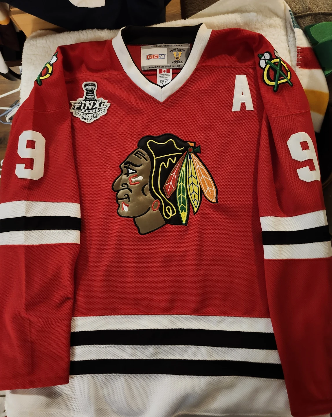 CCM Chicago Blackhawks Hull 9 Stanley Cup 2015 Jersey