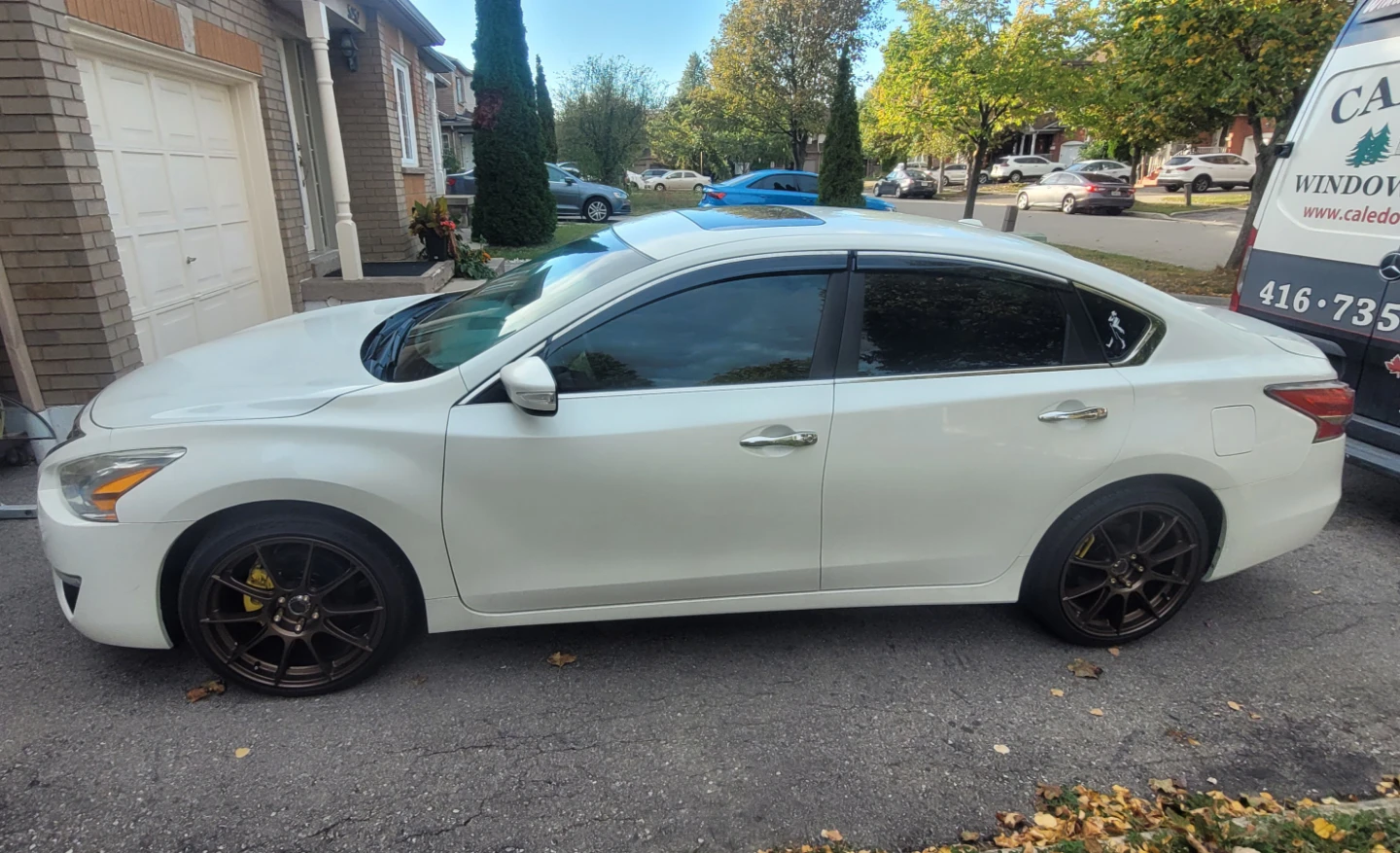 2014 White Nissan Altima Sedan 2.5sl - photo 2