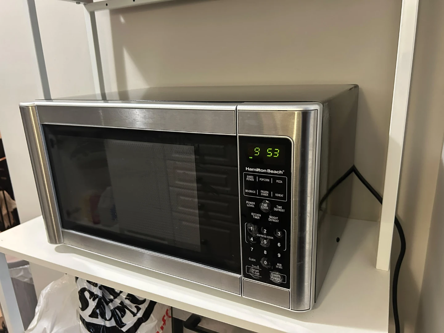 Hamilton Beach 1.1 cu. ft. Stainless Steel Microwave - photo 3