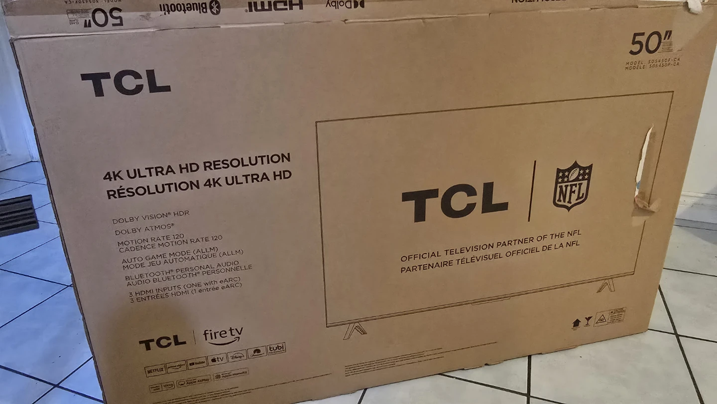 TCL 50" 4K Ultra HD Fire TV S450F - photo 2