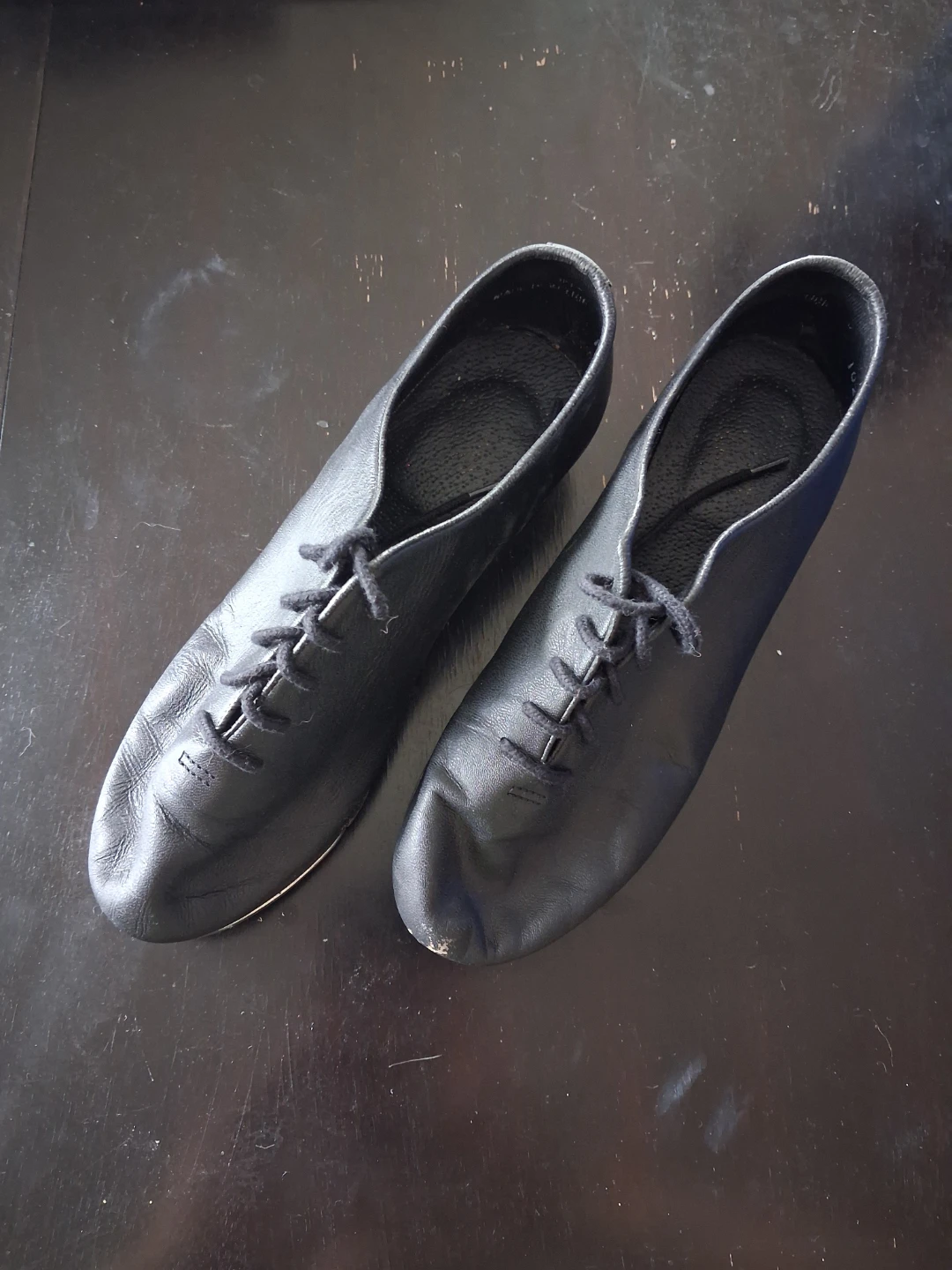 Leo's Ultratone Black Tap Shoes