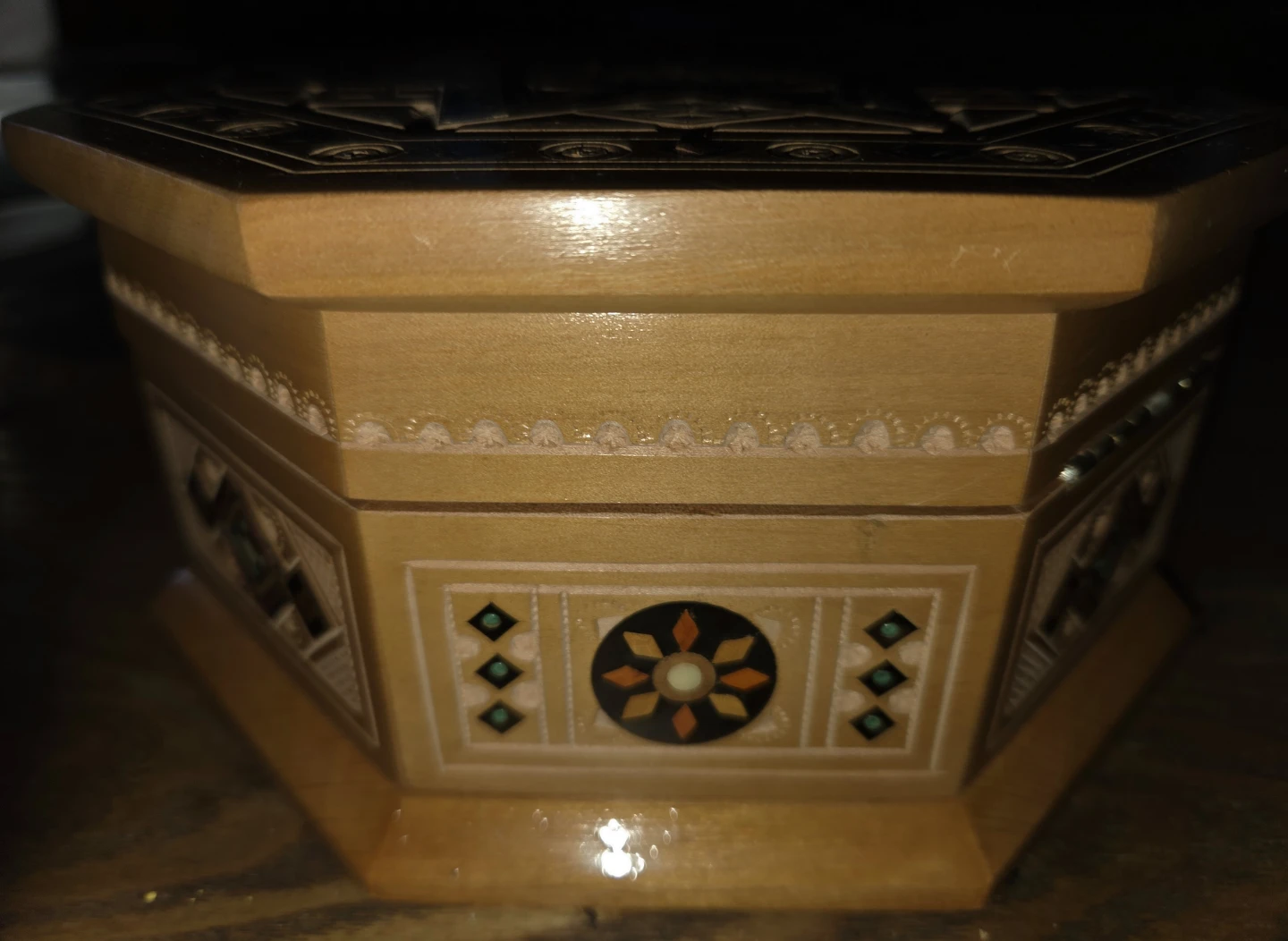 Vintage 1977 Ukrainian inland Wooden Decorative Box - photo 5